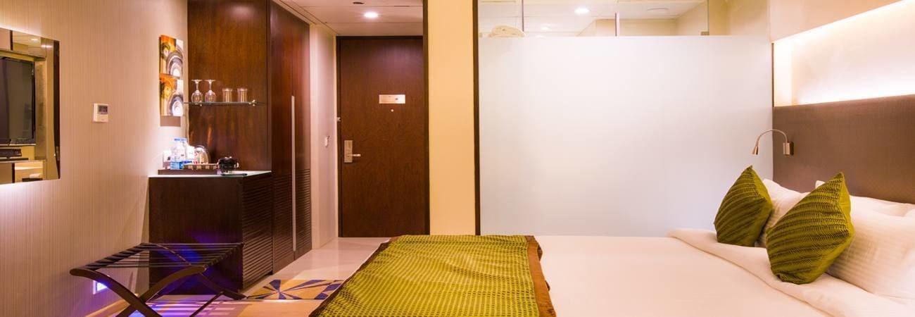 Regenta Central Grand Exotica Pimpri-Chinchwad Kültér fotó